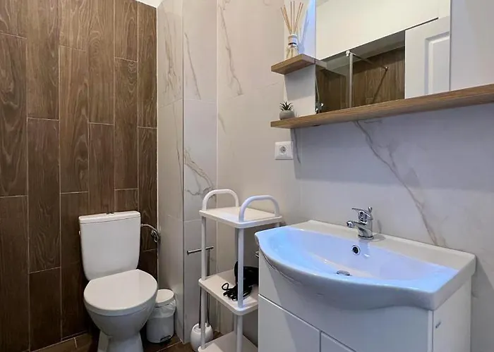 Azimuth Apartman Năvodari