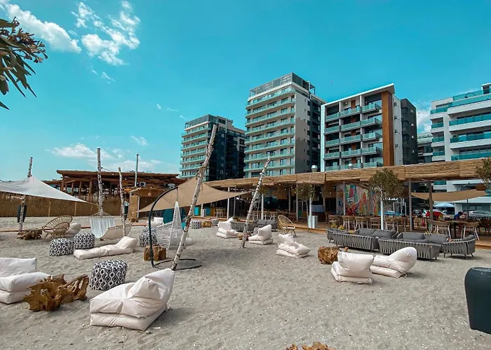 Azimuth Apartman Năvodari